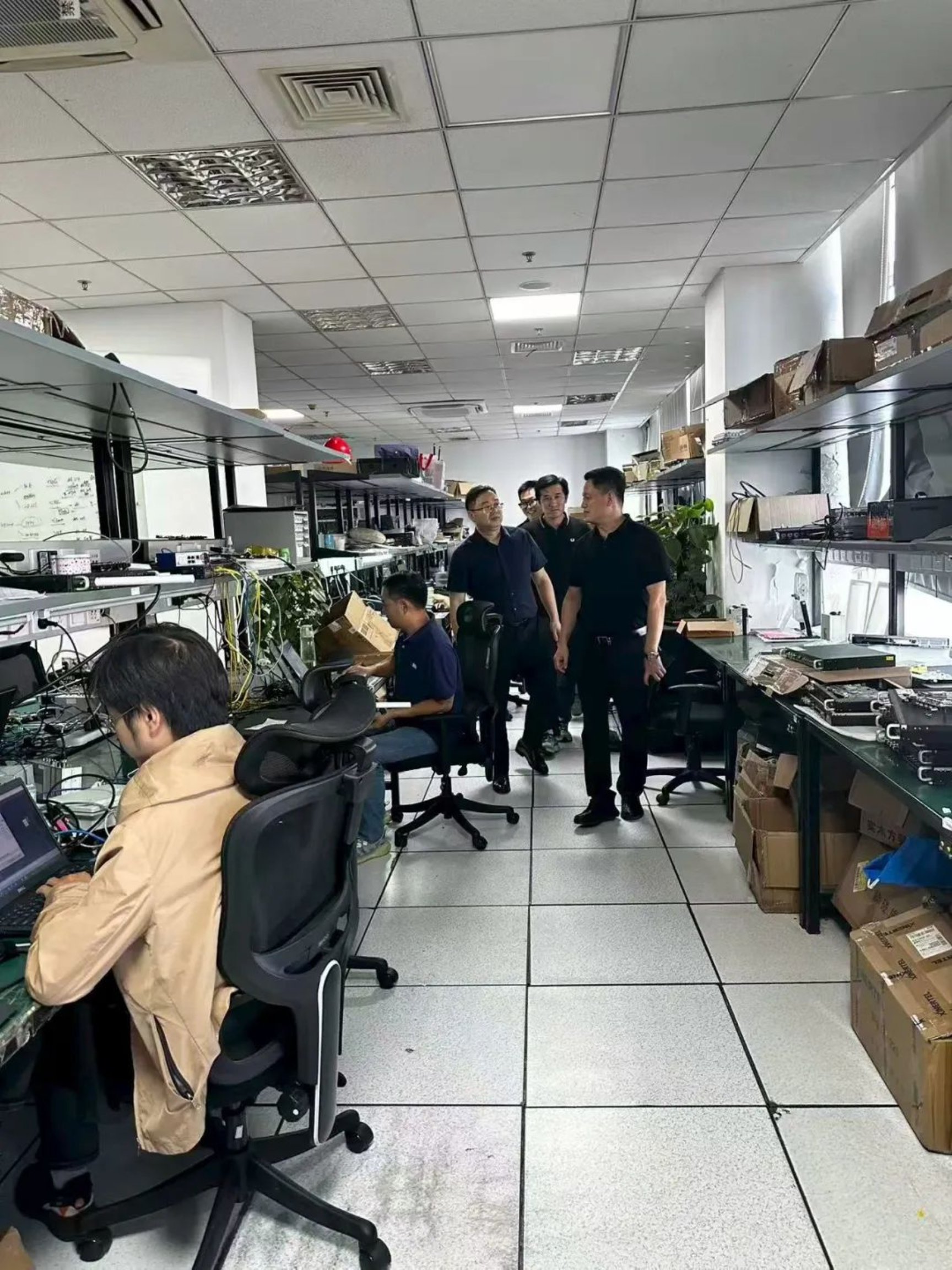 深化合作促发展 校领导赴上海考察高校与企业网络信息技术研发新动态